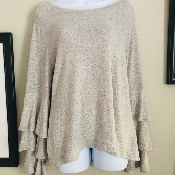 sweater | 3 Tiered Ruffle Sleeves | top| Size M - Picture 5 of 13